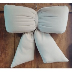 Ivory Velvet Door Bow